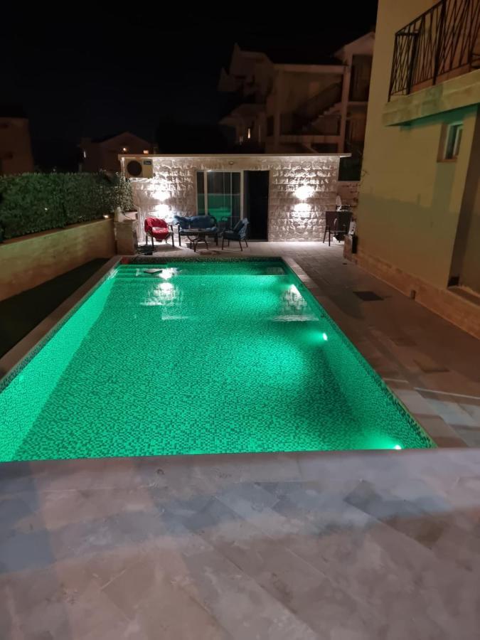Villa With Pool & Garden Apartment 1 Ognjen Tivat Eksteriør bilde
