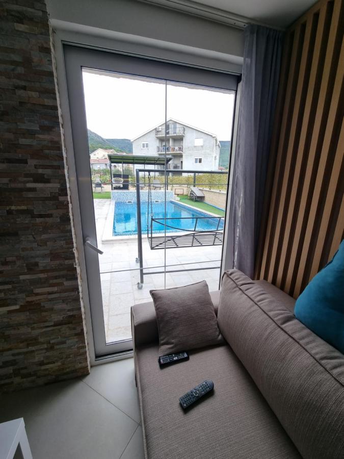 Villa With Pool & Garden Apartment 1 Ognjen Tivat Eksteriør bilde