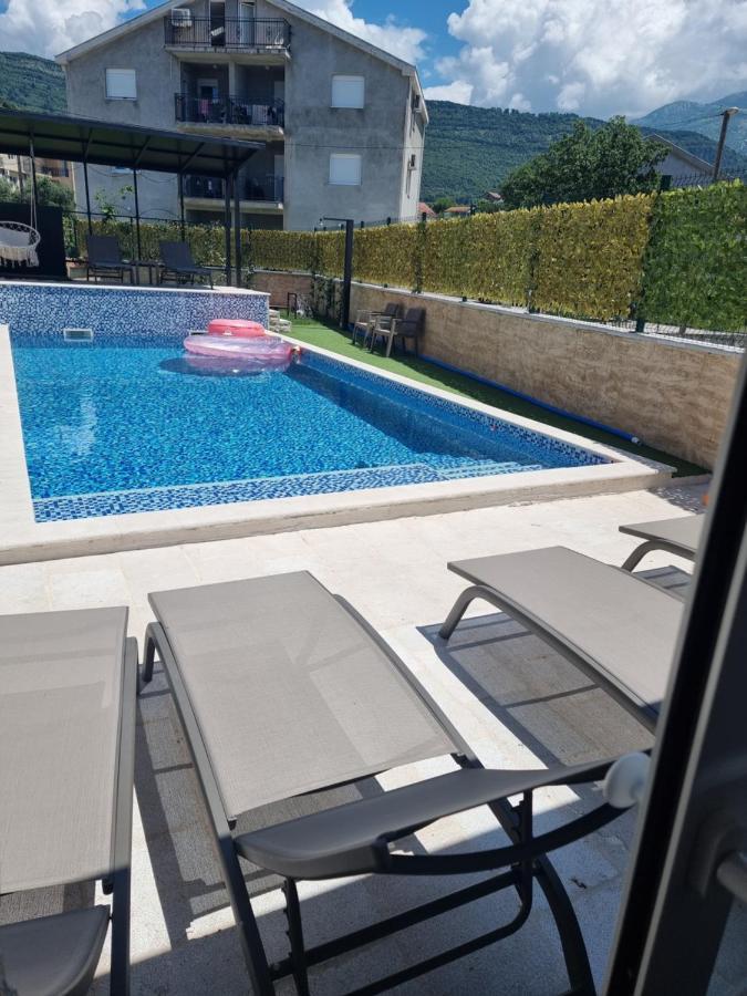 Villa With Pool & Garden Apartment 1 Ognjen Tivat Eksteriør bilde